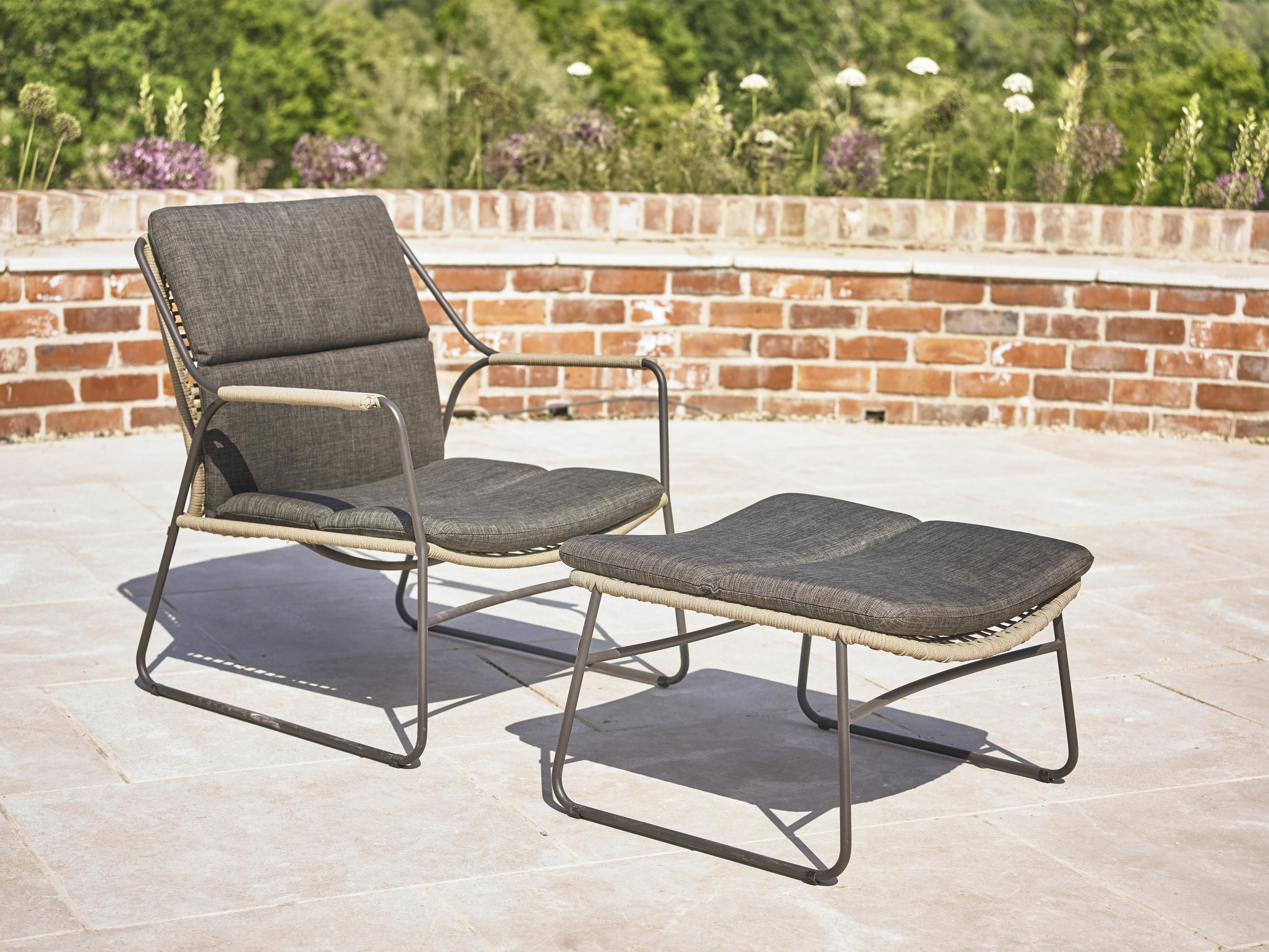Hellasgarden armchair and footstool